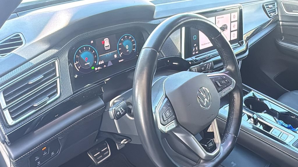 Used 2024 Volkswagen Atlas Cross Sport SEL Premium R-Line AWD/4WD image 22