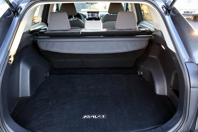 Used 2023 Toyota RAV4 XLE image 22