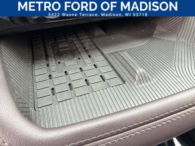 Certified 2025 Ford Explorer Platinum AWD/4WD image 19