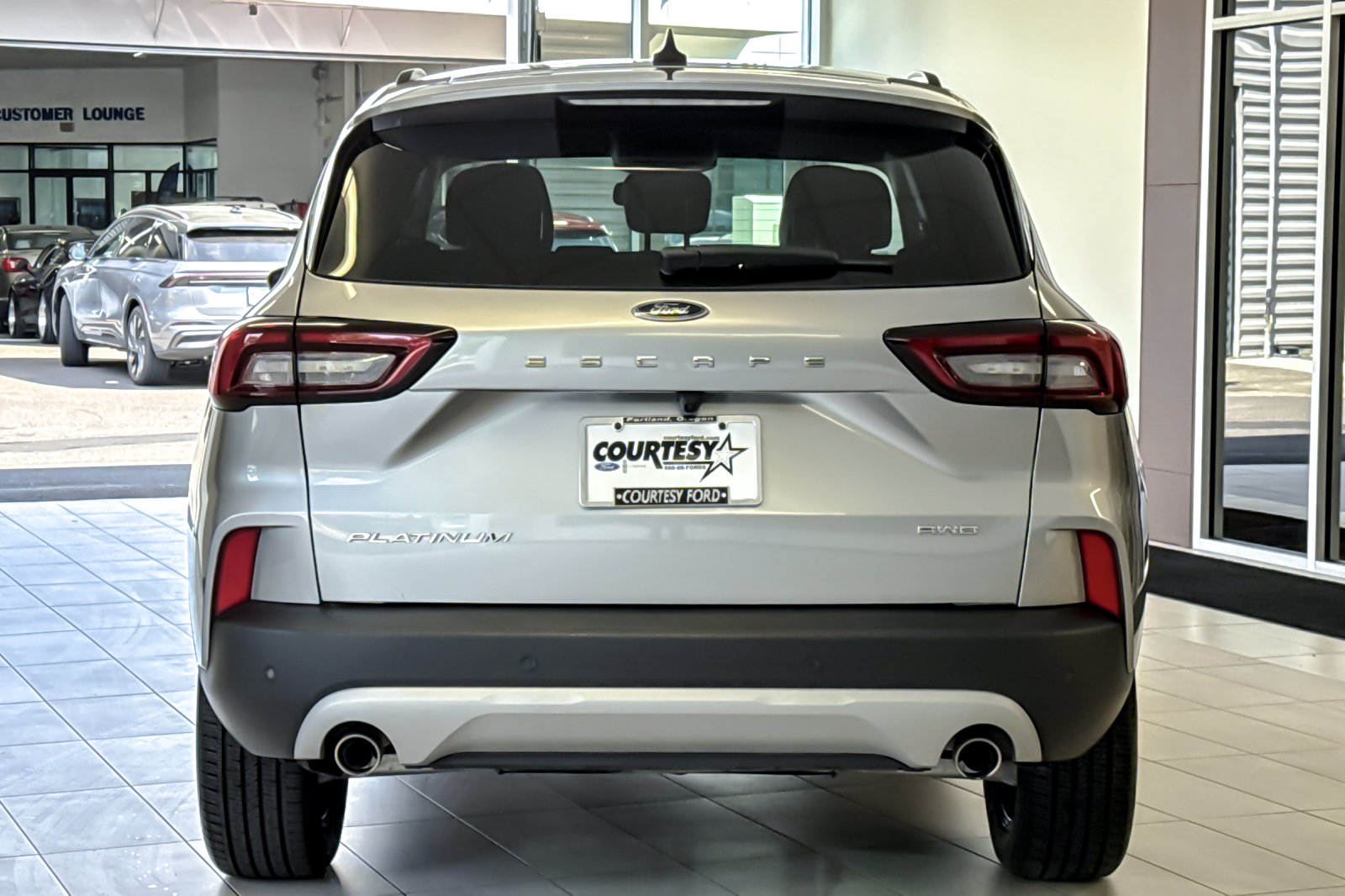 Certified 2024 Ford Escape Platinum AWD/4WD image 5