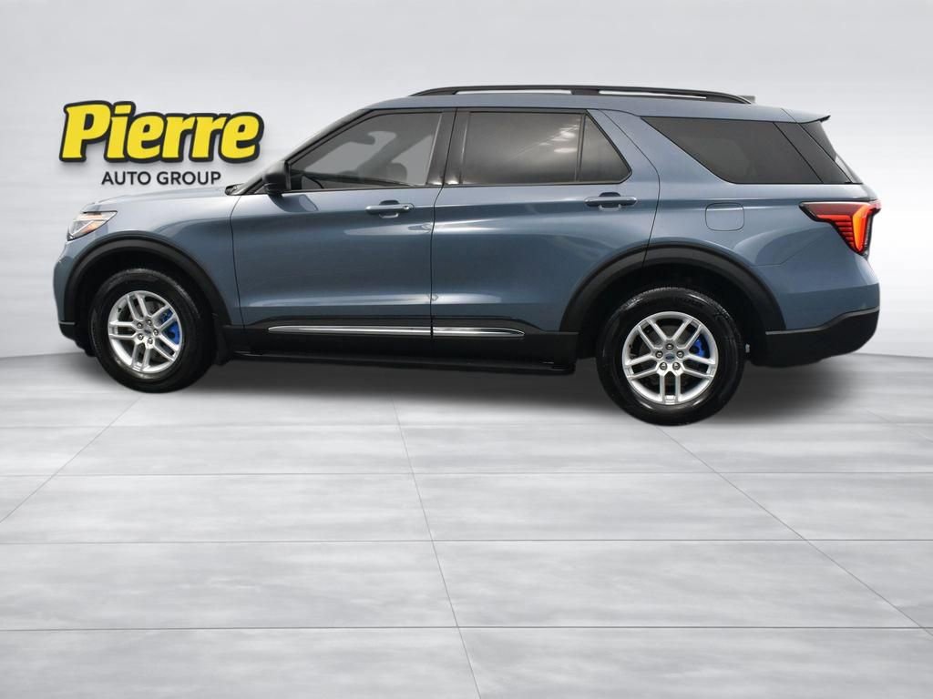 Certified 2025 Ford Explorer Active image 2
