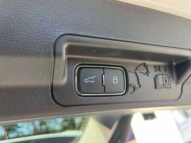 Certified 2026 Ford Explorer Platinum w/ LUX Leather Package AWD/4WD image 20