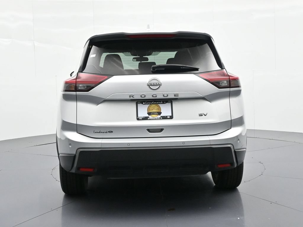 Used 2024 Nissan Rogue SV FWD image 7