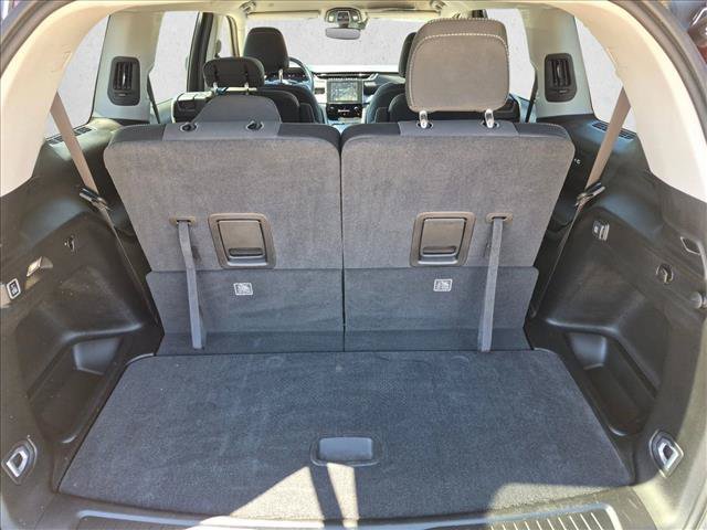 Used 2022 Jeep Grand Cherokee L Laredo w/ Luxury Tech Group I AWD/4WD image 18