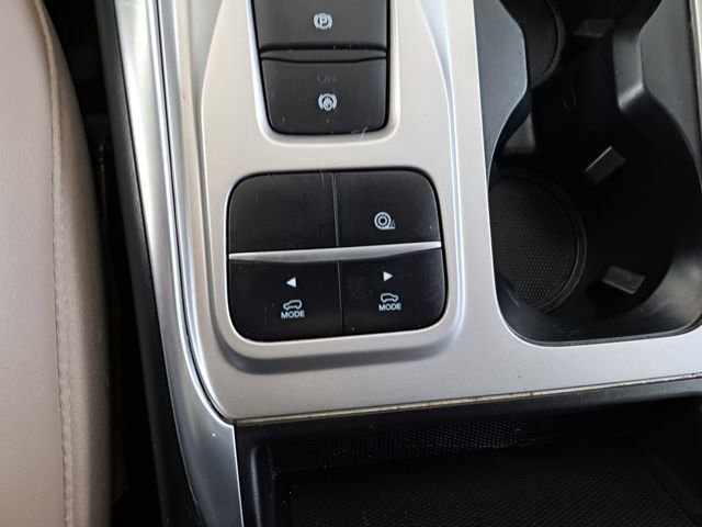 Certified 2022 Ford Explorer XLT w/ Equipment Group 202A image 14