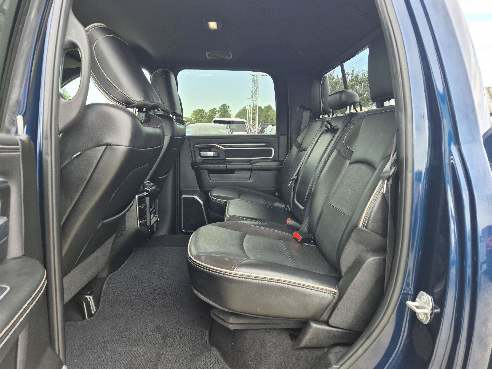 Used 2021 RAM 2500 Laramie w/ Night Edition AWD/4WD image 13