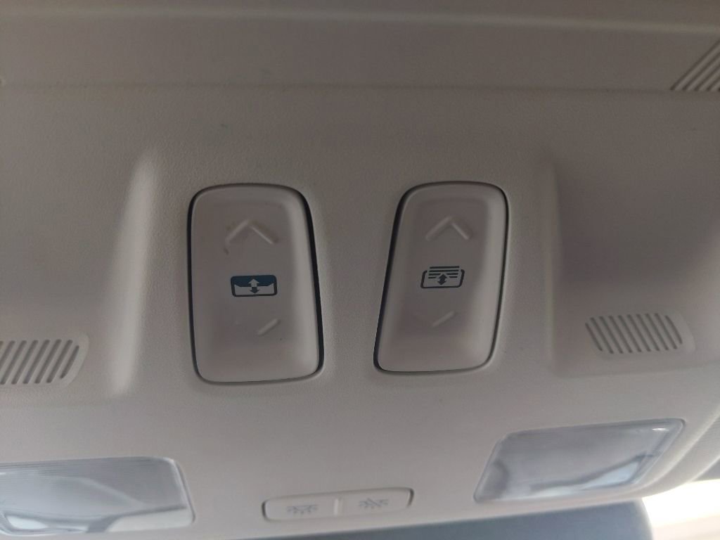 Certified 2022 Ford Escape SEL w/ SEL Stealth AWD Package image 29