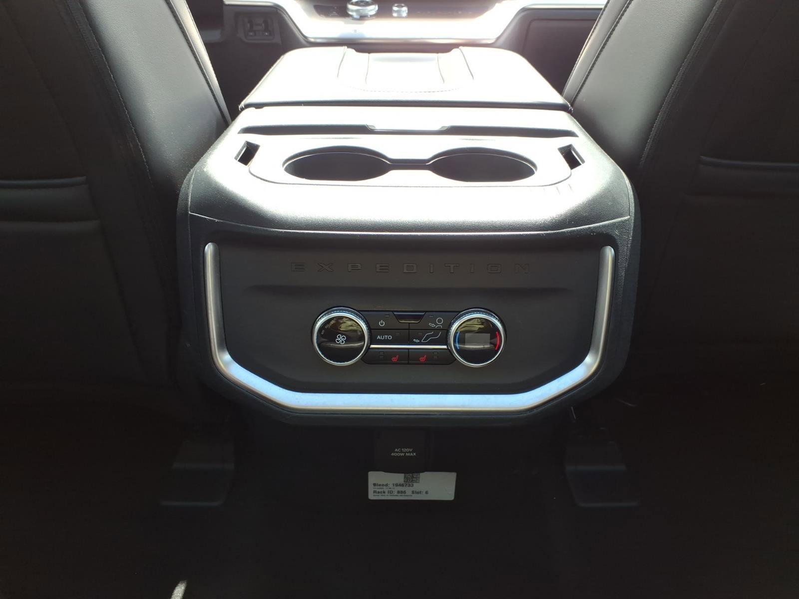 Certified 2025 Ford Expedition Max Platinum AWD/4WD image 18