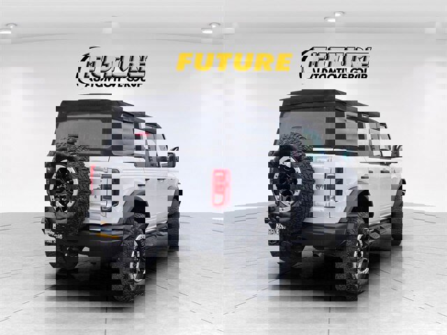 Certified 2023 Ford Bronco Black Diamond w/ Sasquatch Package image 3