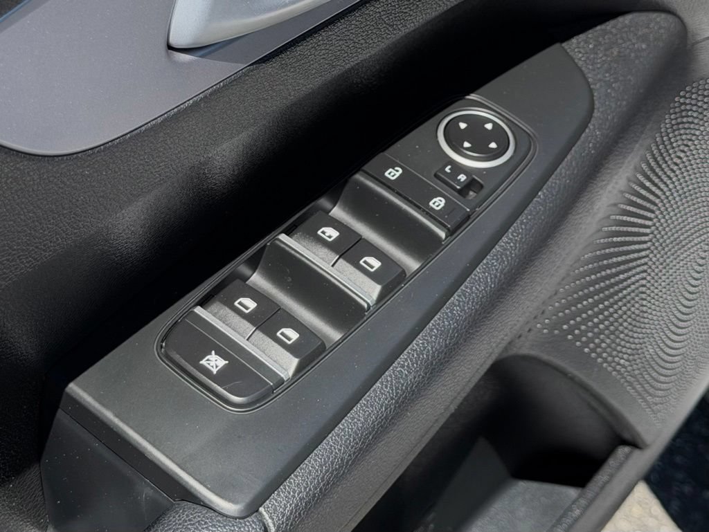 Used 2024 Kia Forte LXS FWD image 17