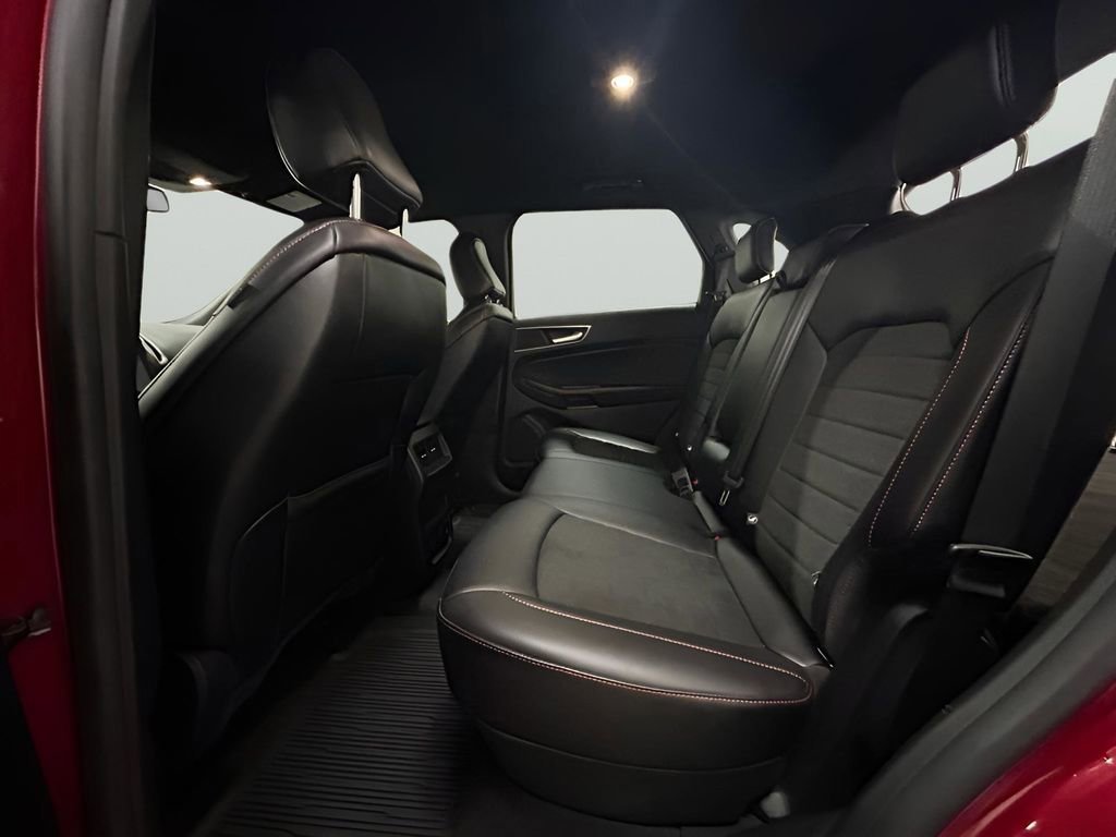 Certified 2022 Ford Edge ST-Line image 27