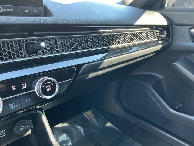 Used 2025 Honda Civic Sport image 25