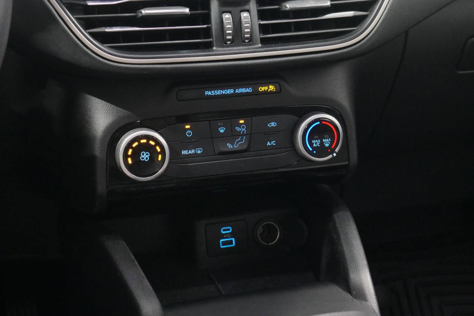 Certified 2021 Ford Escape SE image 19