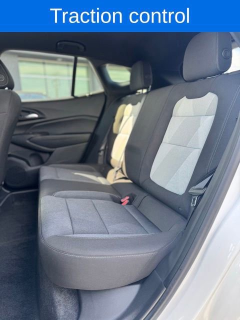 Used 2024 Chevrolet Trax RS w/ Driver Confidence Package FWD image 23