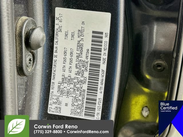 Used 2017 Toyota Tacoma TRD Sport AWD/4WD image 37