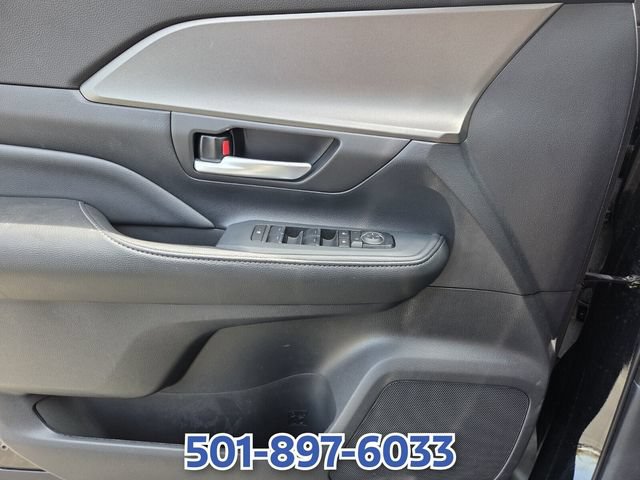 Used 2025 Toyota Grand Highlander AWD image 25