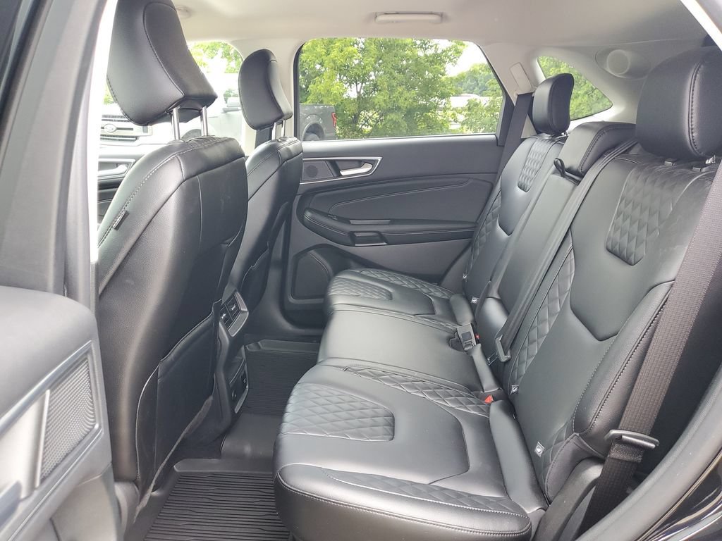 Certified 2023 Ford Edge Titanium w/ Class II Trailer Tow Package AWD/4WD image 16