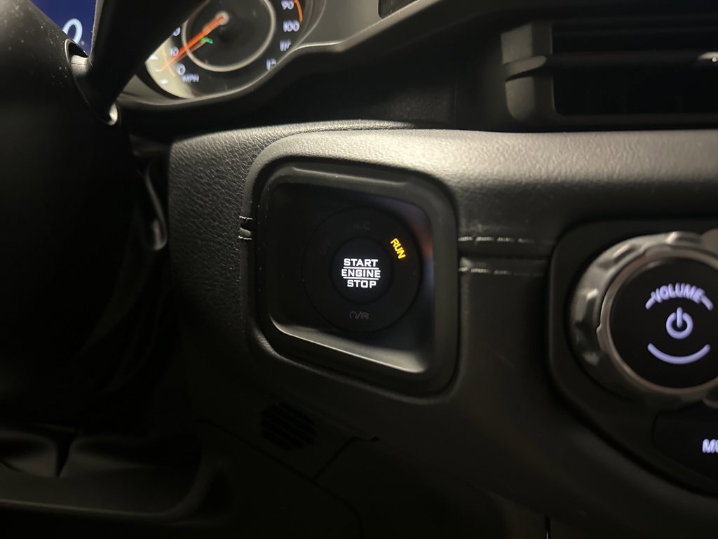 Used 2024 Jeep Wrangler Rubicon w/ Convenience Group image 33