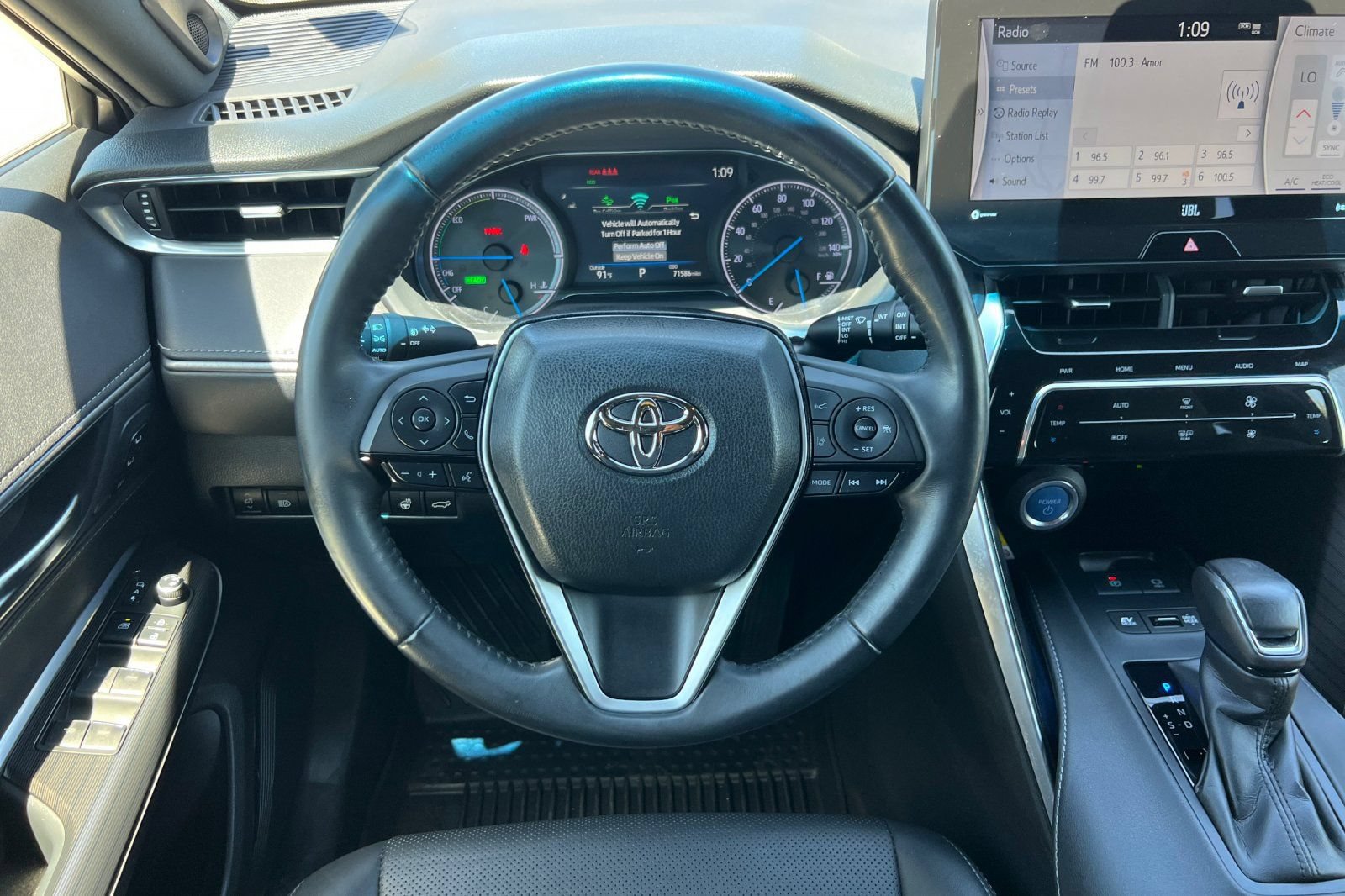 Used 2022 Toyota Venza Limited AWD/4WD image 15