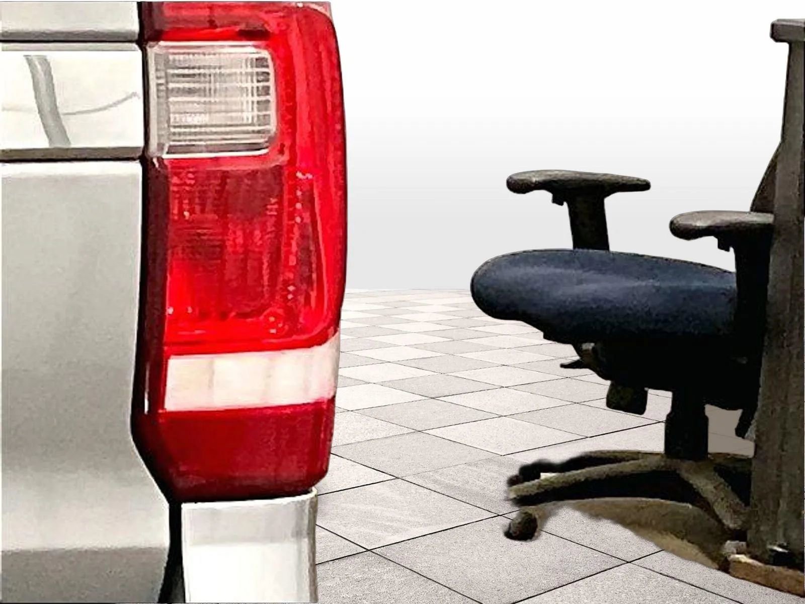 Certified 2021 Ford Expedition XLT image 4