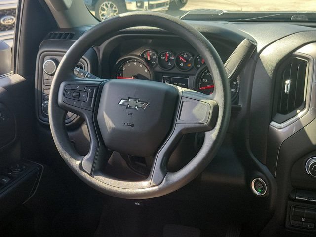 Used 2025 Chevrolet Silverado 2500 Custom w/ Custom Blackout Package AWD/4WD image 21