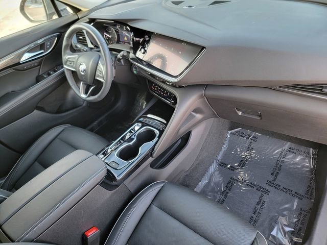 Used 2023 Buick Envision Essence image 24