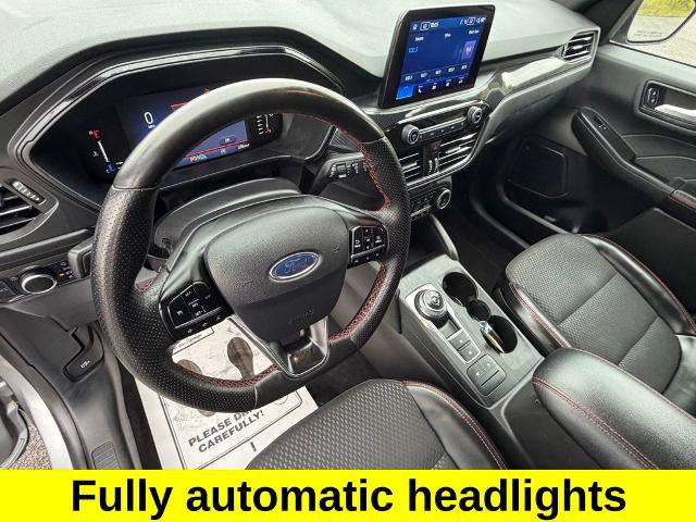 Certified 2024 Ford Escape ST-Line AWD/4WD image 13