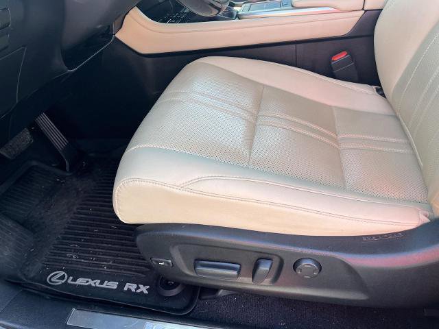 Used 2022 Lexus RX 350L Luxury image 11