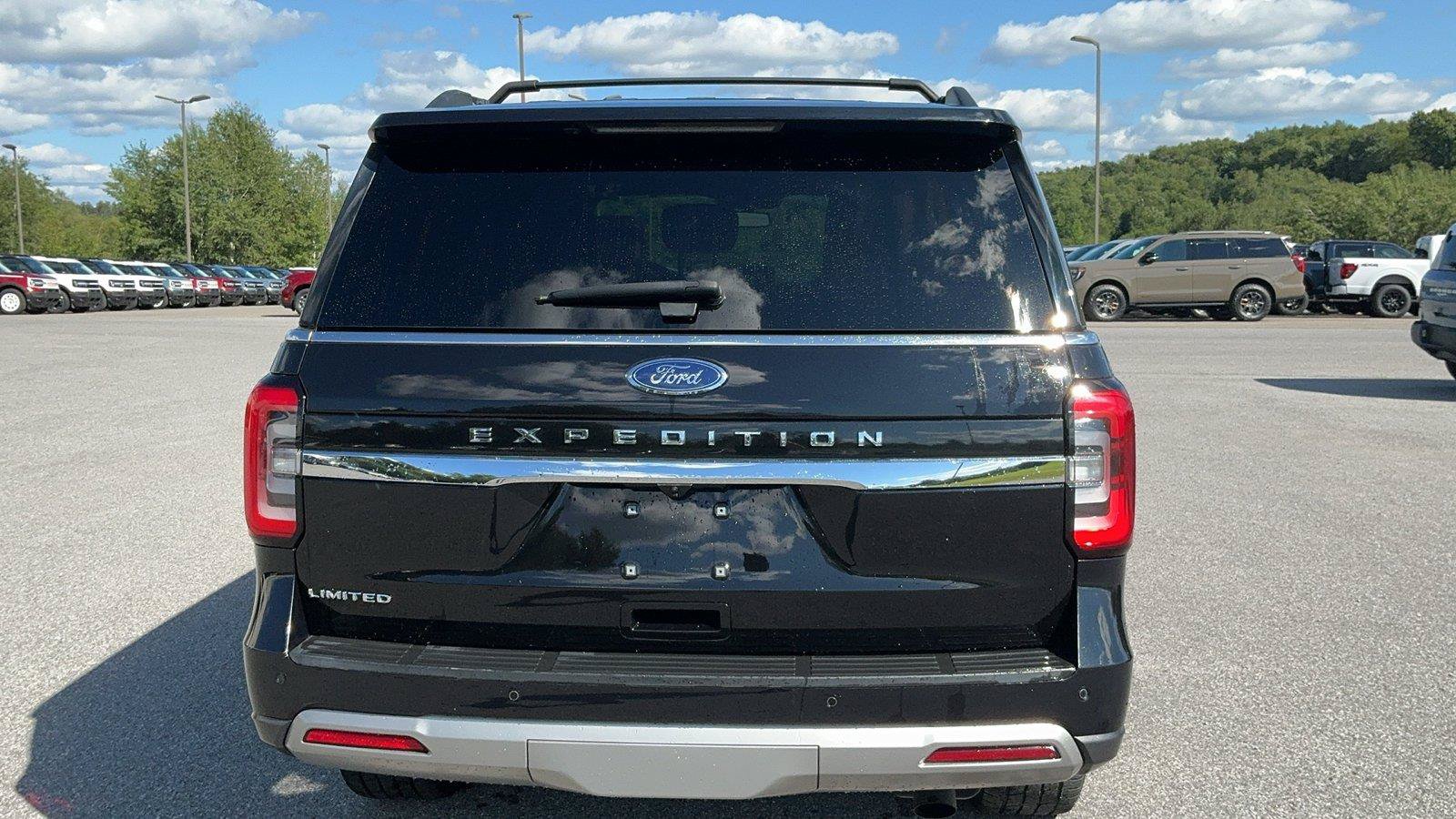 Certified 2023 Ford Expedition Limited AWD/4WD image 7