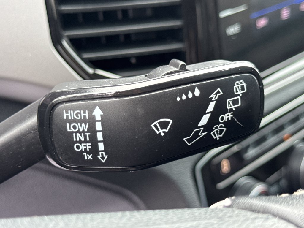 Used 2022 Volkswagen Atlas SEL AWD/4WD image 41