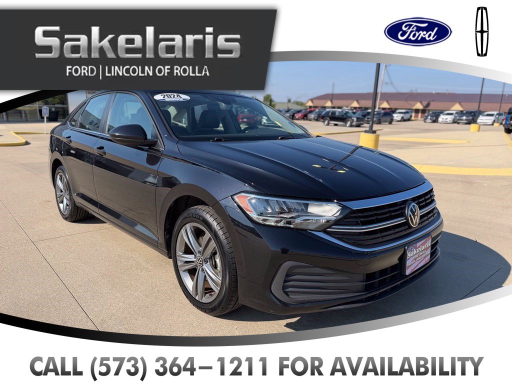 Used 2024 Volkswagen Jetta SE FWD image 3