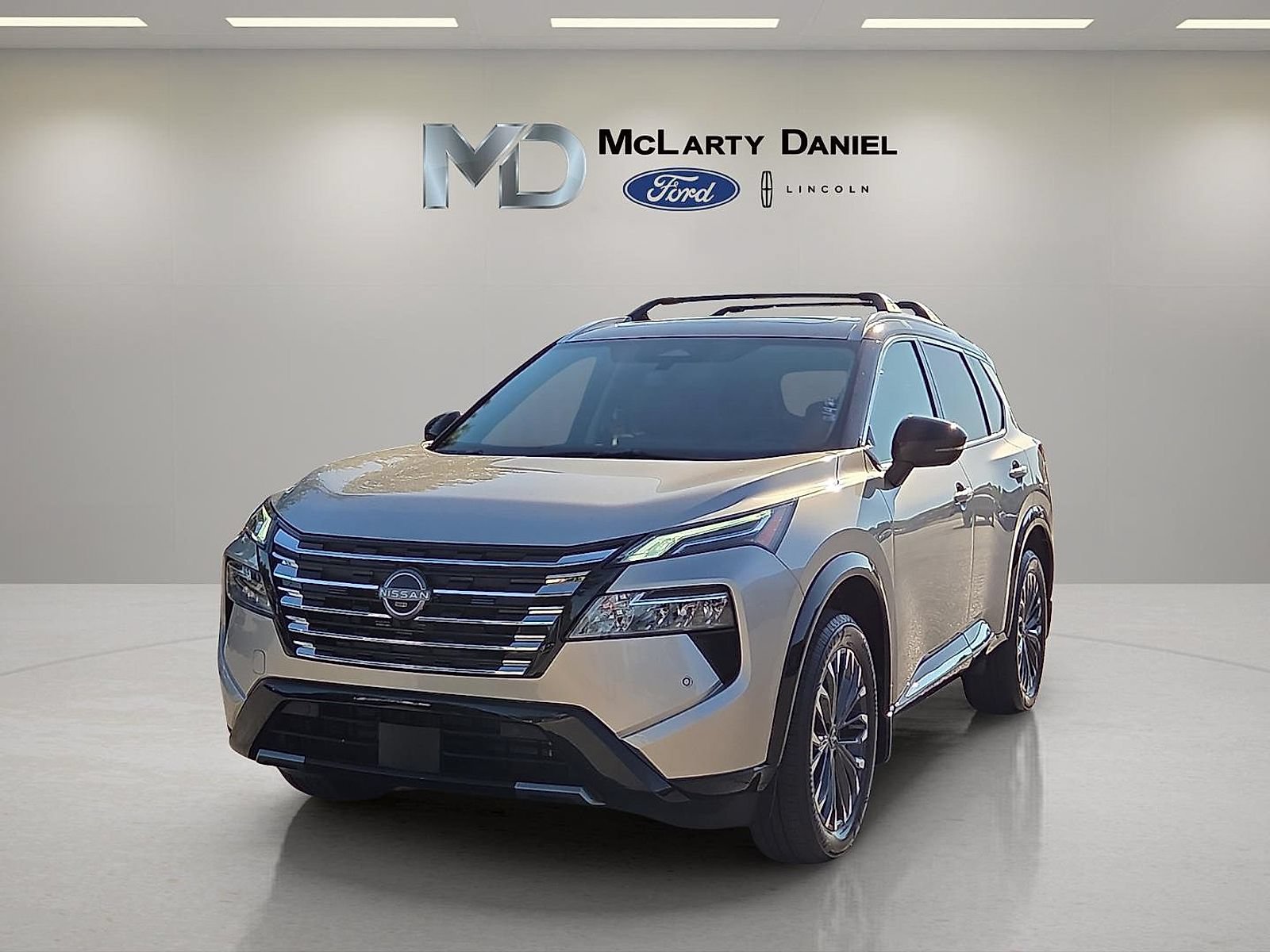 Used 2025 Nissan Rogue Platinum w/ Platinum Premium Package AWD/4WD video 2