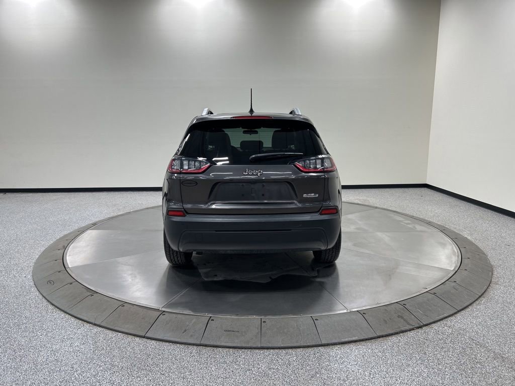 Used 2019 Jeep Cherokee Latitude Plus image 4