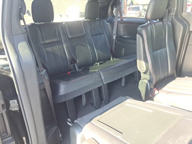 Used 2017 Dodge Grand Caravan GT FWD image 29