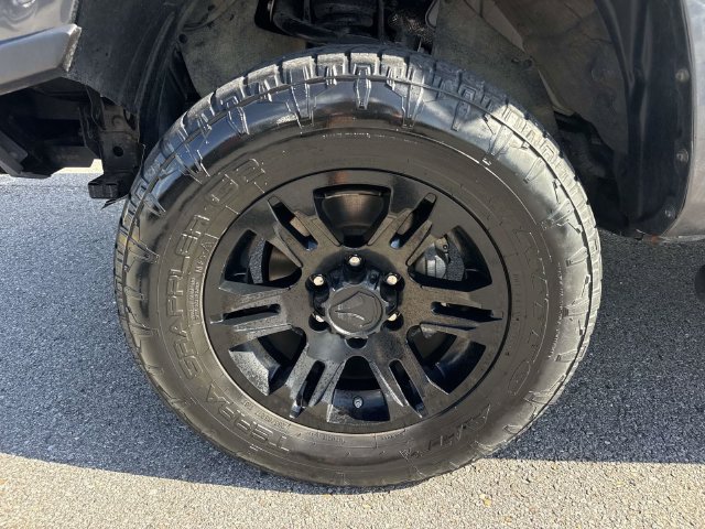 Used 2022 Toyota Tacoma SR AWD/4WD image 9
