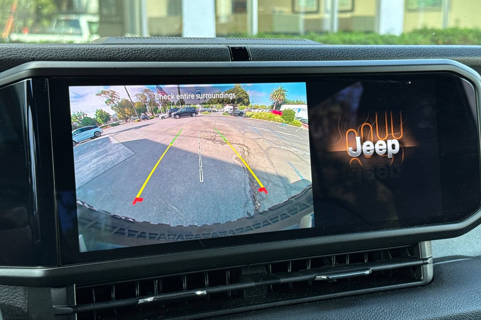 Used 2024 Jeep Wrangler Unlimited Sport AWD/4WD image 20