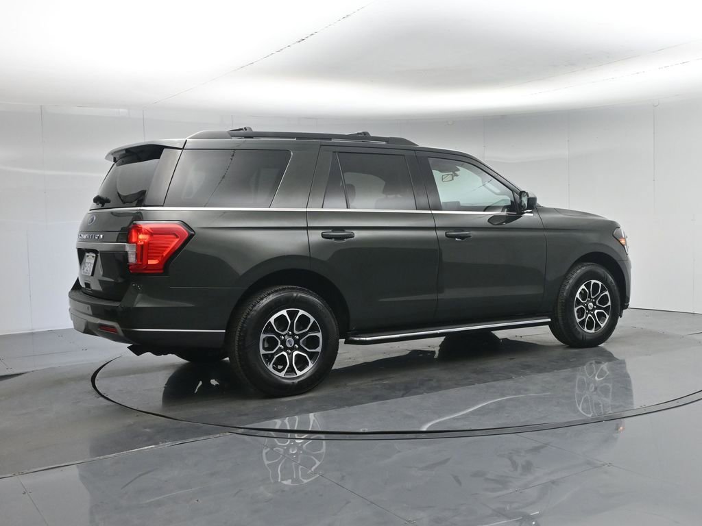 Certified 2023 Ford Expedition XLT image 39