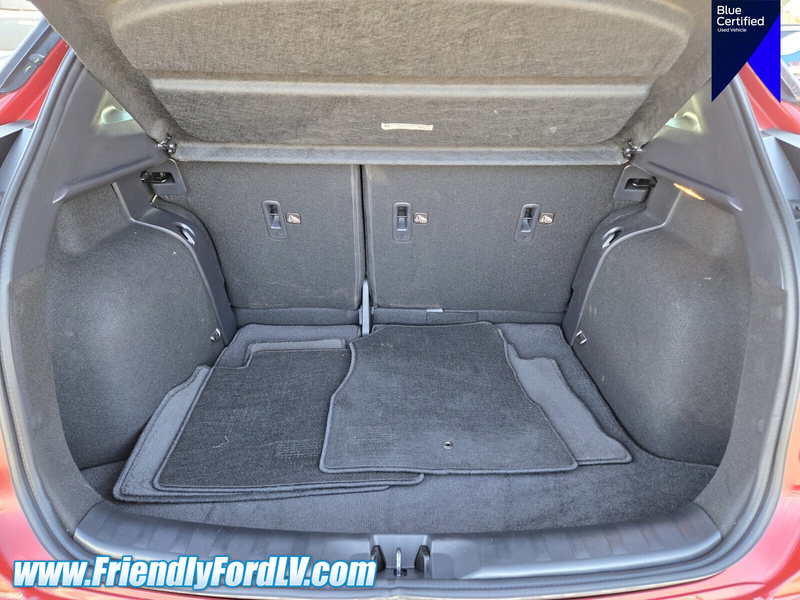 Used 2023 Nissan Kicks SR w/ SR Premium Package FWD image 10