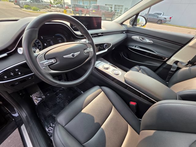 Used 2025 Genesis GV70 2.5T AWD/4WD image 17