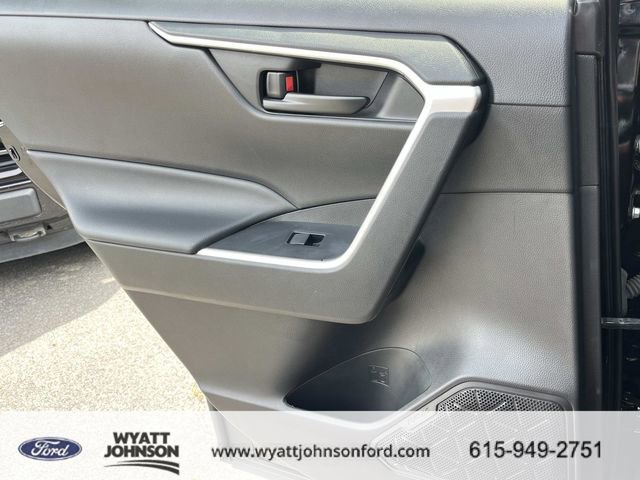 Used 2024 Toyota RAV4 LE AWD/4WD image 18