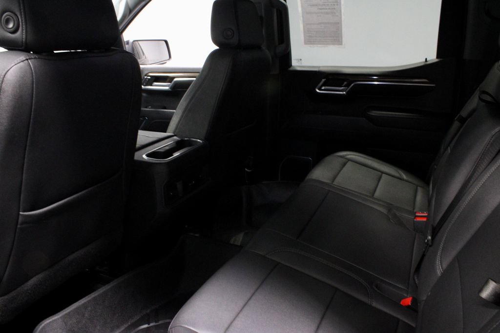 Used 2023 Chevrolet Silverado 1500 RST w/ Redline Edition AWD/4WD image 20