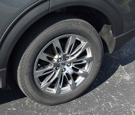 Certified 2025 Ford Explorer Active w/ Active Comfort Package AWD/4WD image 10