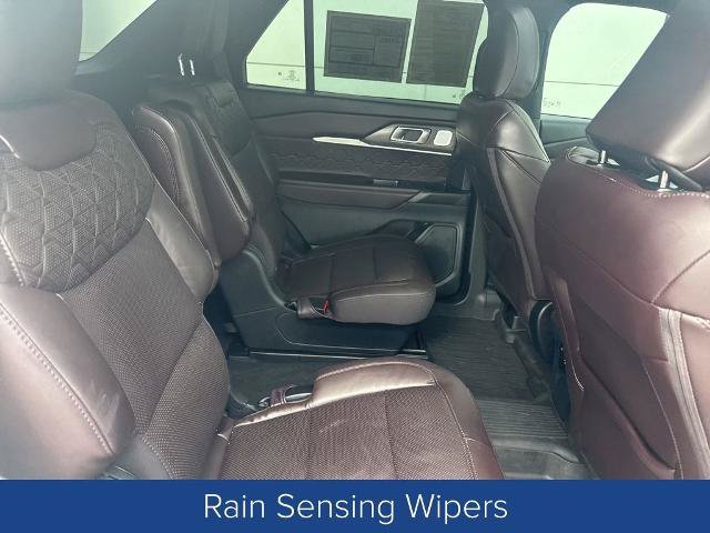 Certified 2025 Ford Explorer Platinum w/ Ultimate Package RWD image 30