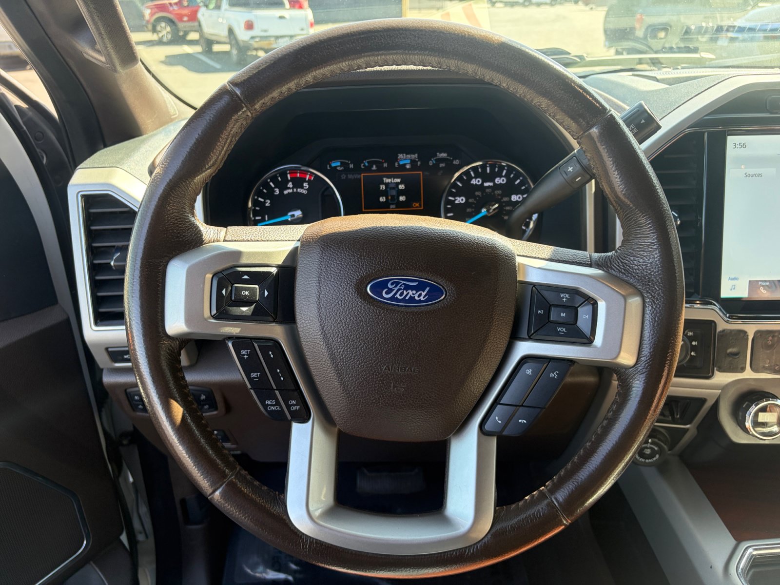 Certified 2022 Ford F350 King Ranch w/ King Ranch Ultimate Package AWD/4WD image 9