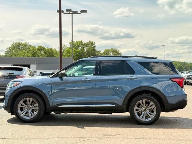 Certified 2025 Ford Explorer Active w/ Active Comfort Package AWD/4WD image 40