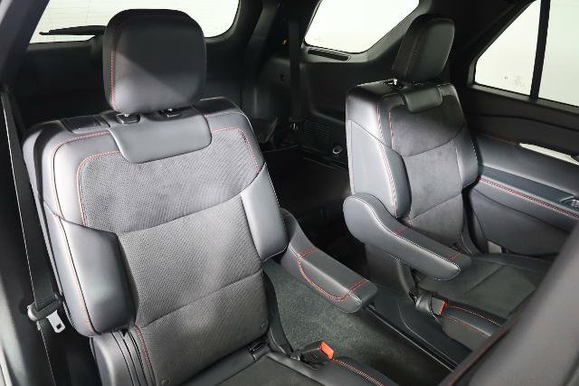 Certified 2025 Ford Explorer ST AWD/4WD image 10