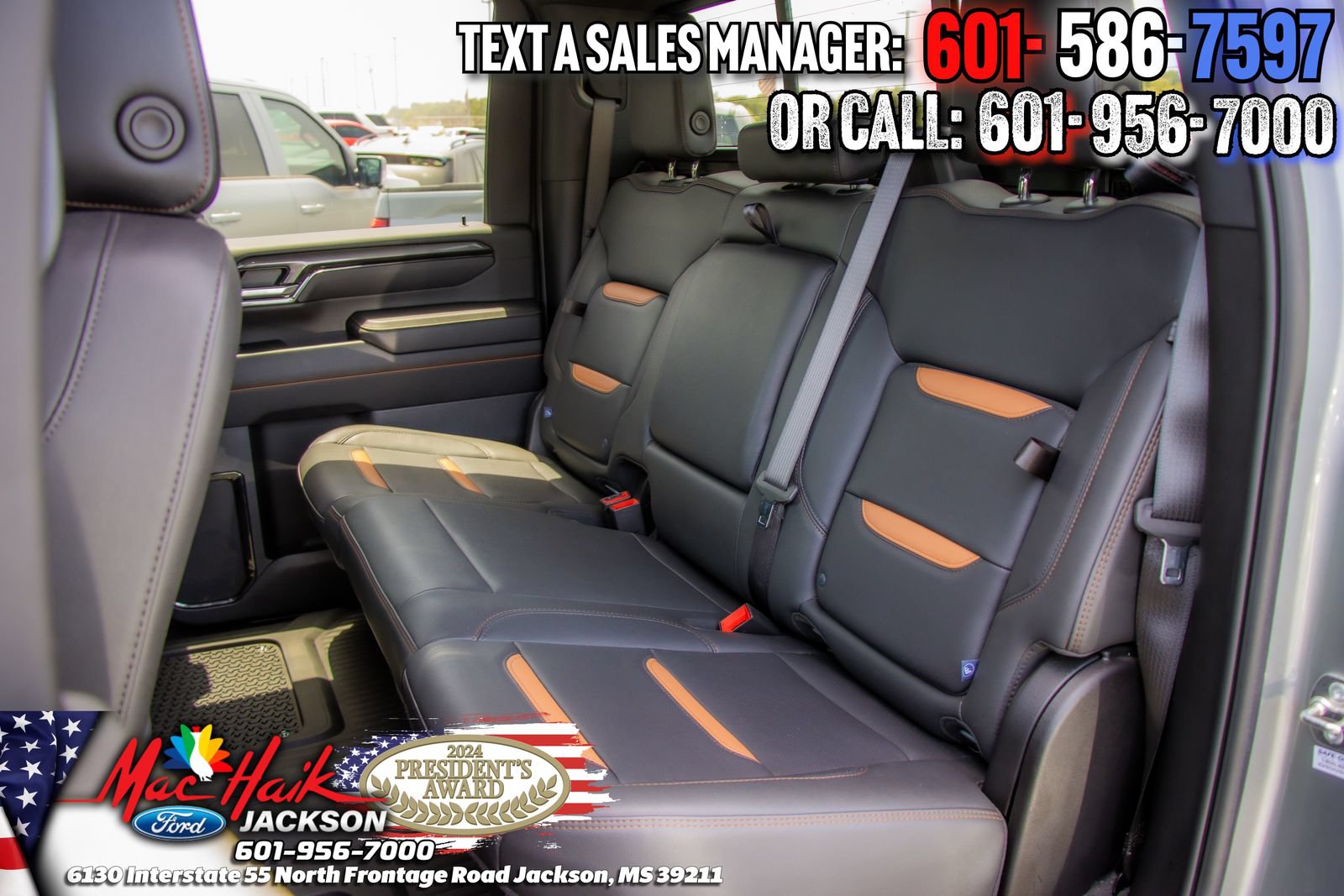 Used 2025 GMC Sierra 2500 AT4 w/ AT4 Premium Plus Package AWD/4WD image 11