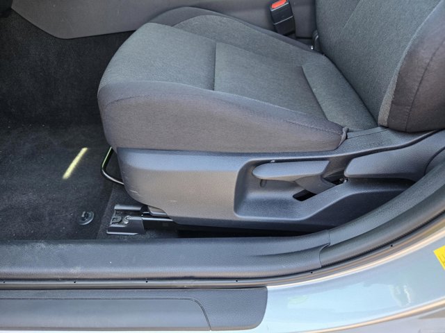 Used 2025 Toyota Camry LE FWD image 20
