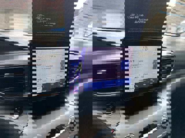 Certified 2021 Ford Explorer XLT w/ Equipment Group 202A image 17