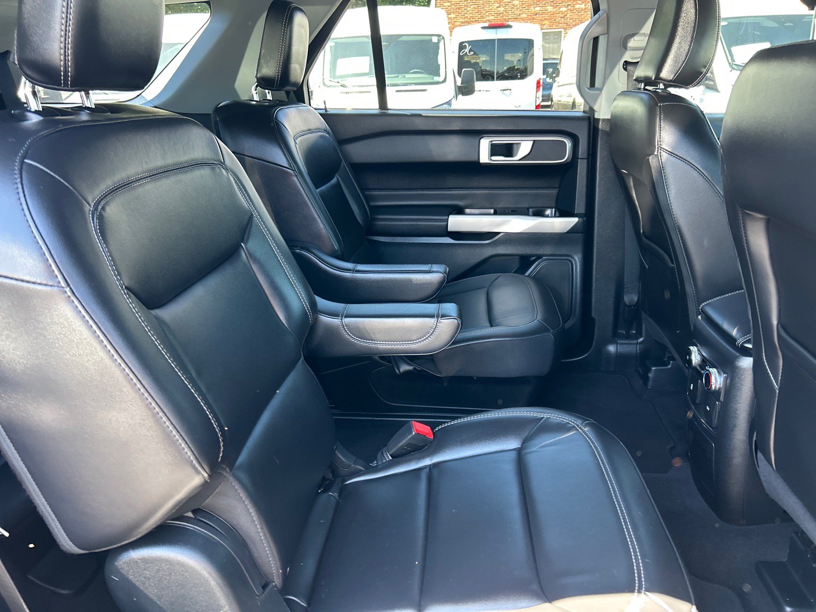 Certified 2023 Ford Explorer XLT w/ Equipment Group 202A AWD/4WD image 22